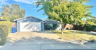 279 Lisawood Dr - Photo 1 of 1