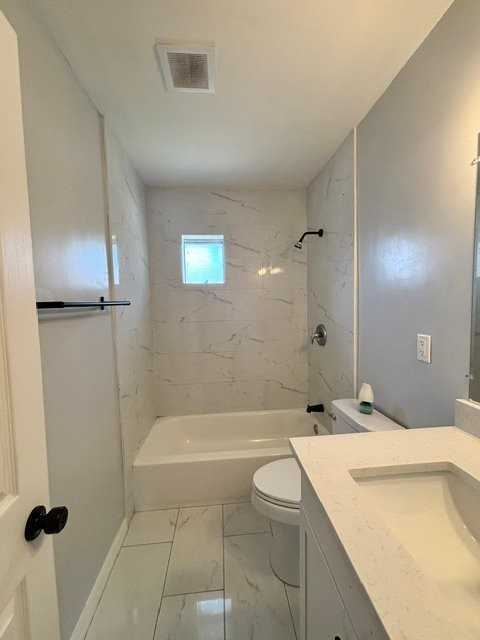 35 W 11th St - Photo 6 of 11