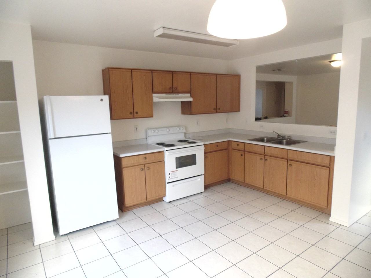 11792 W Larkspur Rd - Photo 3 of 7