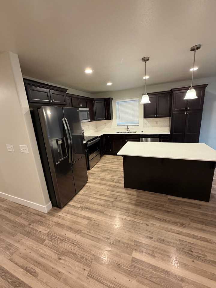 136 E Gilbert Peak Way #1 - Photo 7 of 19