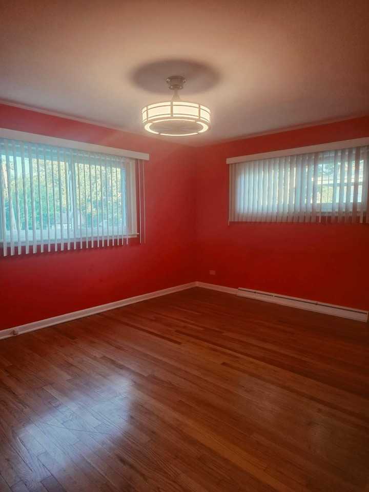 509 Pine St - Photo 4 of 6