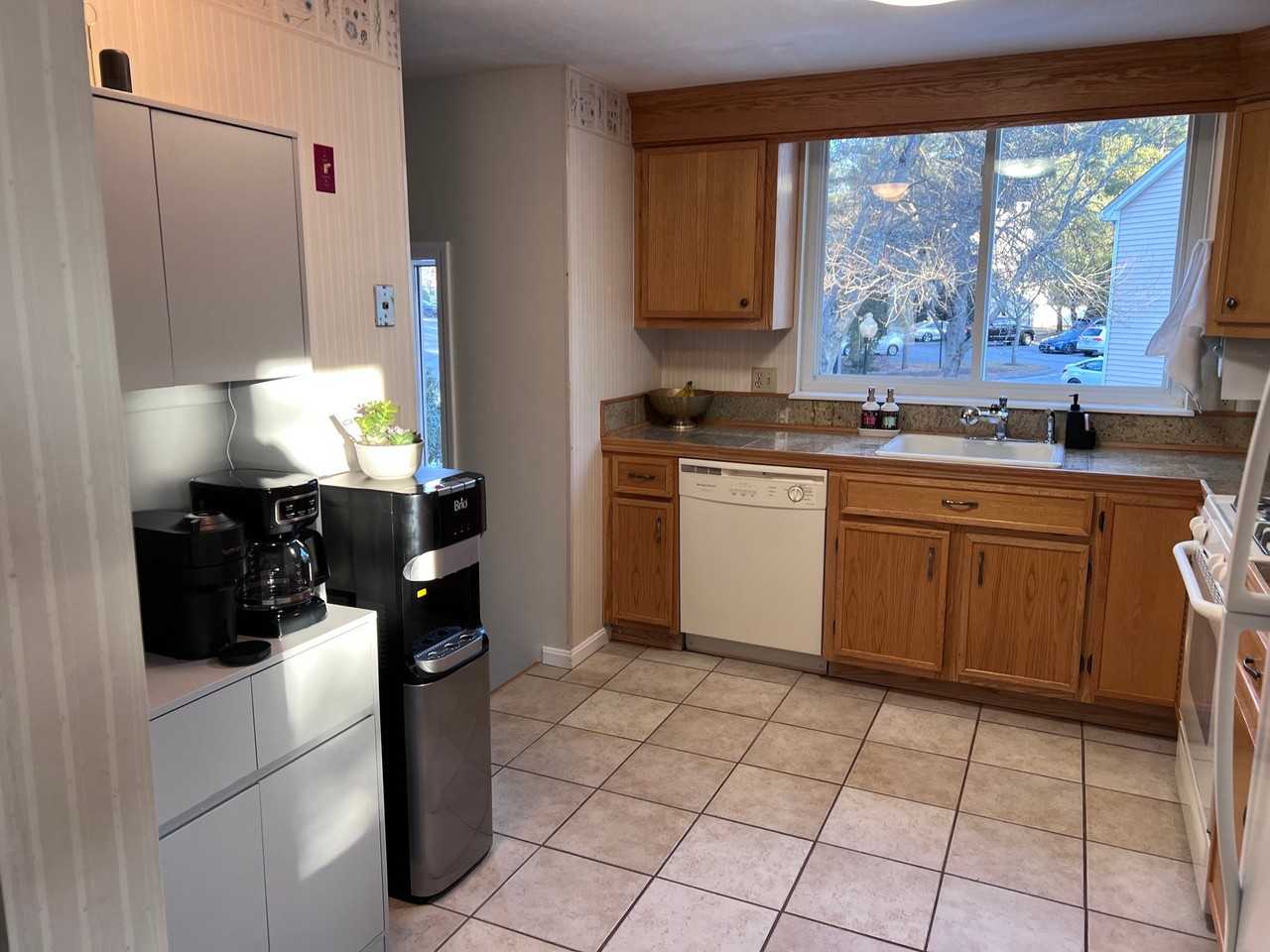 38 Gaslight Ln - Photo 4 of 16