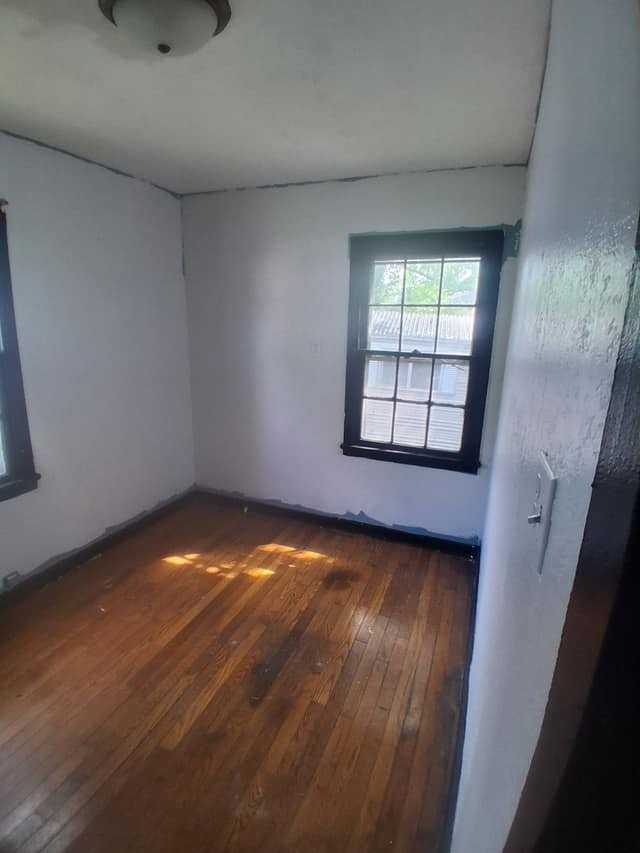 11 B Ln - Photo 2 of 16