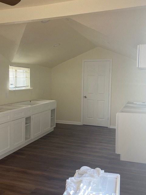 722 John Adams Dr - Photo 5 of 12