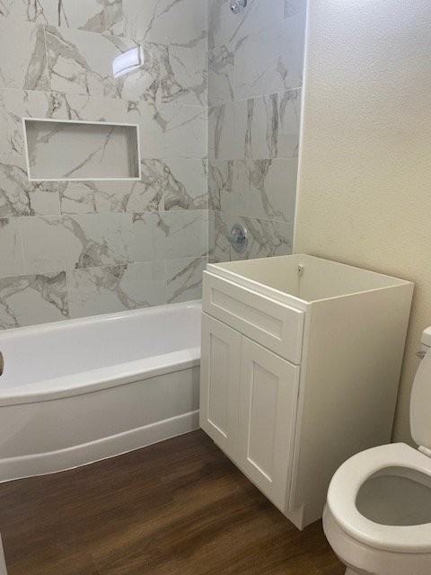 722 John Adams Dr - Photo 6 of 12