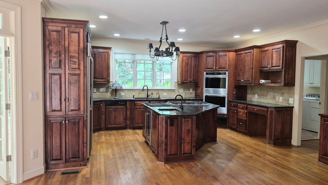 4413 Turnberry Cir - Photo 3 of 20