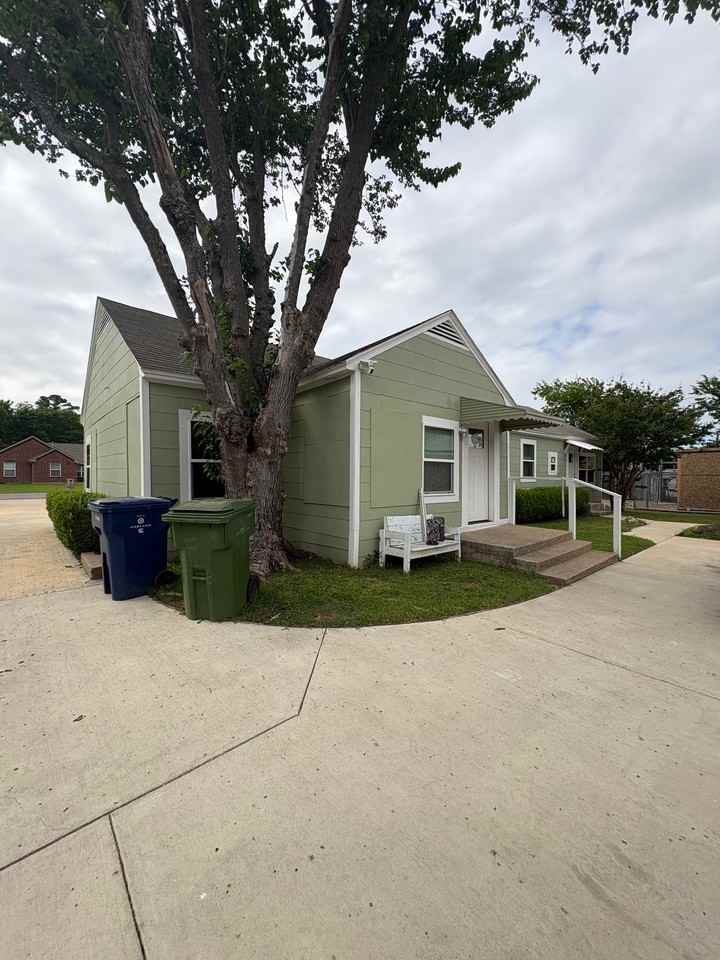 1618 Bruce Dr #MAIN - Photo 6 of 21