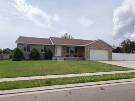 featured image of 4785 W Dorilee Dr