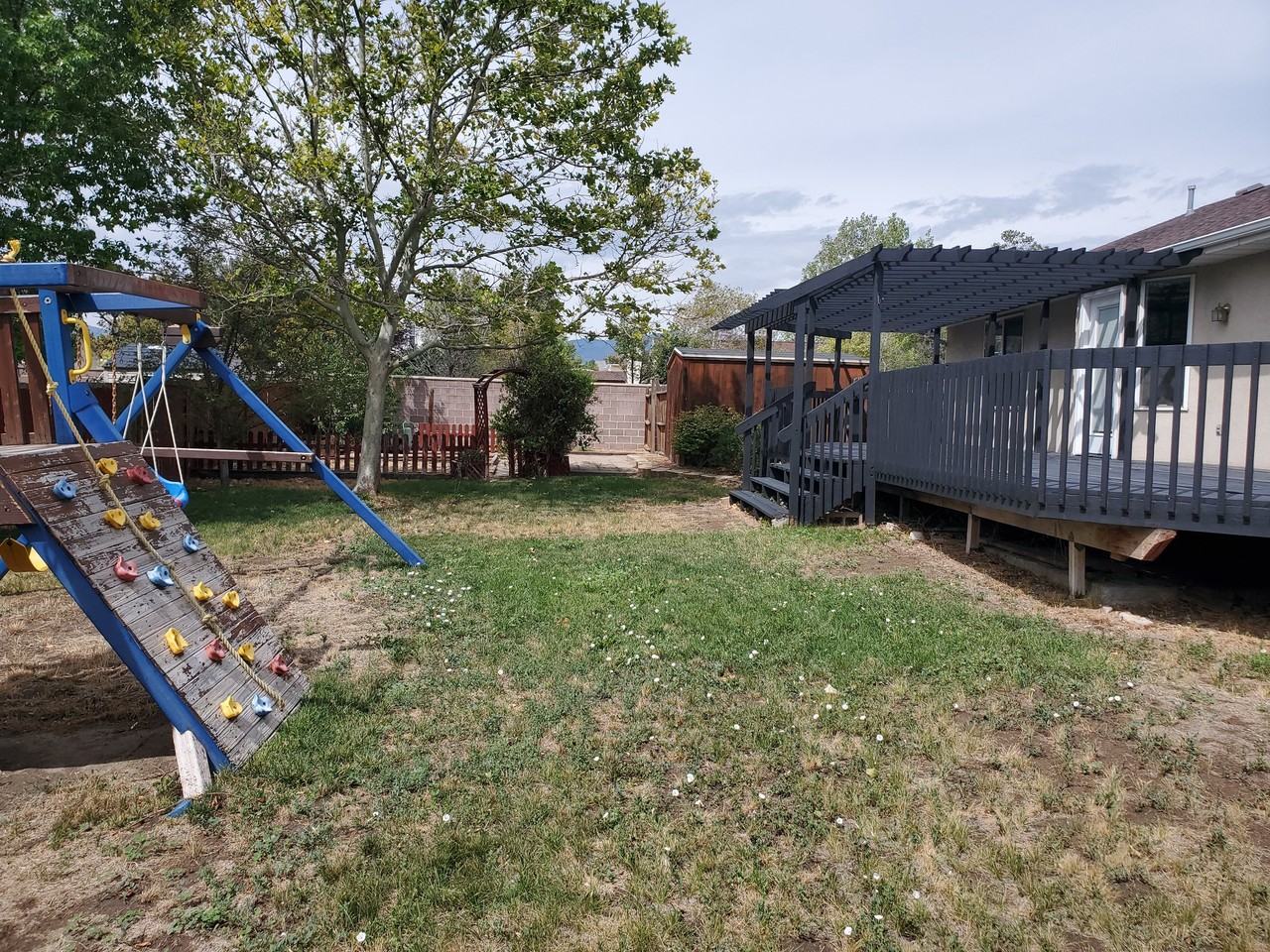 4785 W Dorilee Dr - Photo 3 of 20