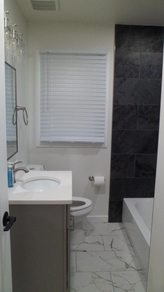 807 Mckenney St - Photo 4 of 16
