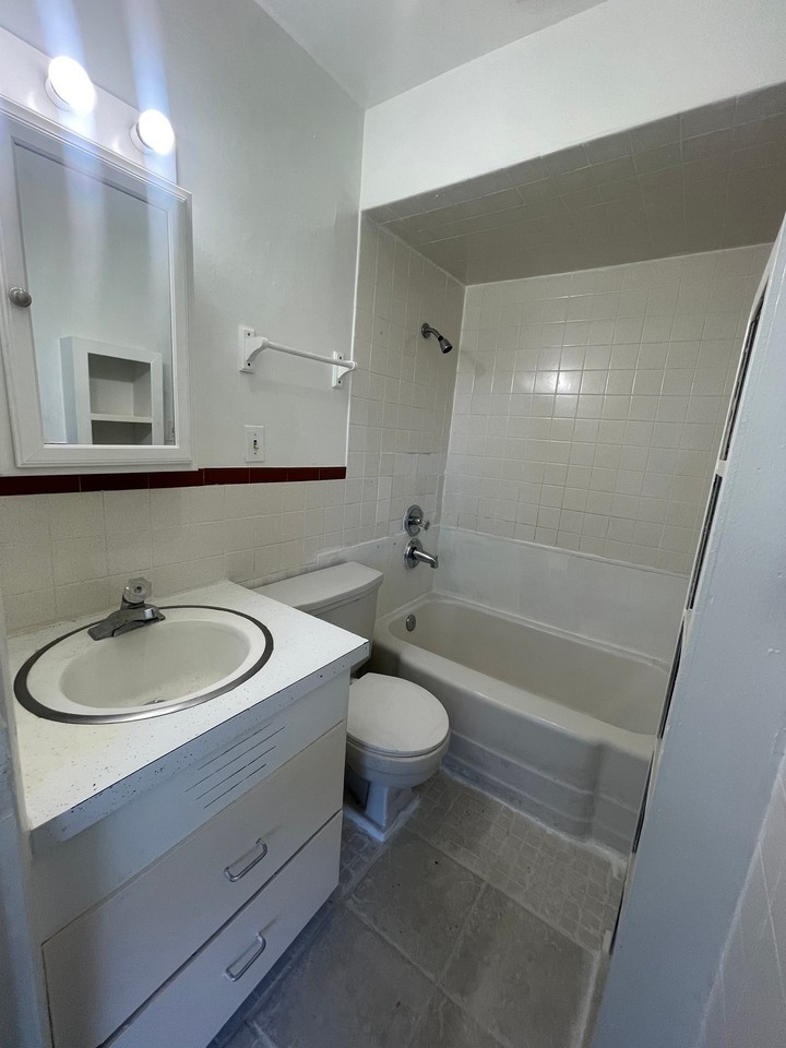 103 Memorial St #1 - Photo 7 of 7