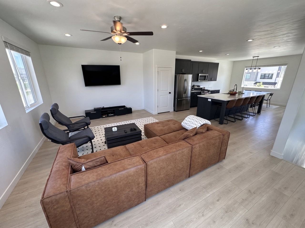 476 Sw - Photo 5 of 10