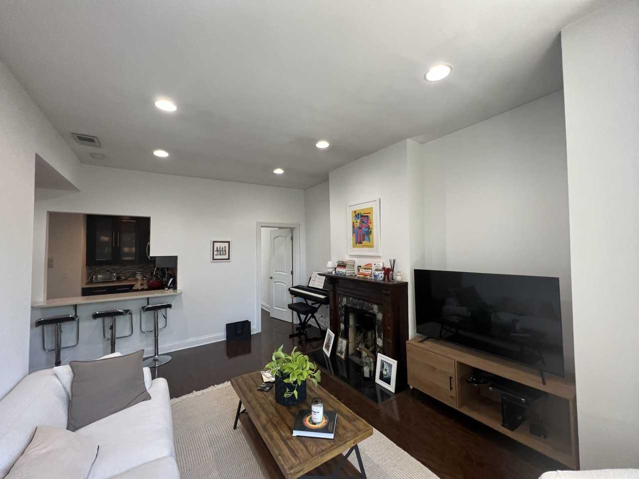 1921 N Sedgwick St #3F - Photo 4 of 14