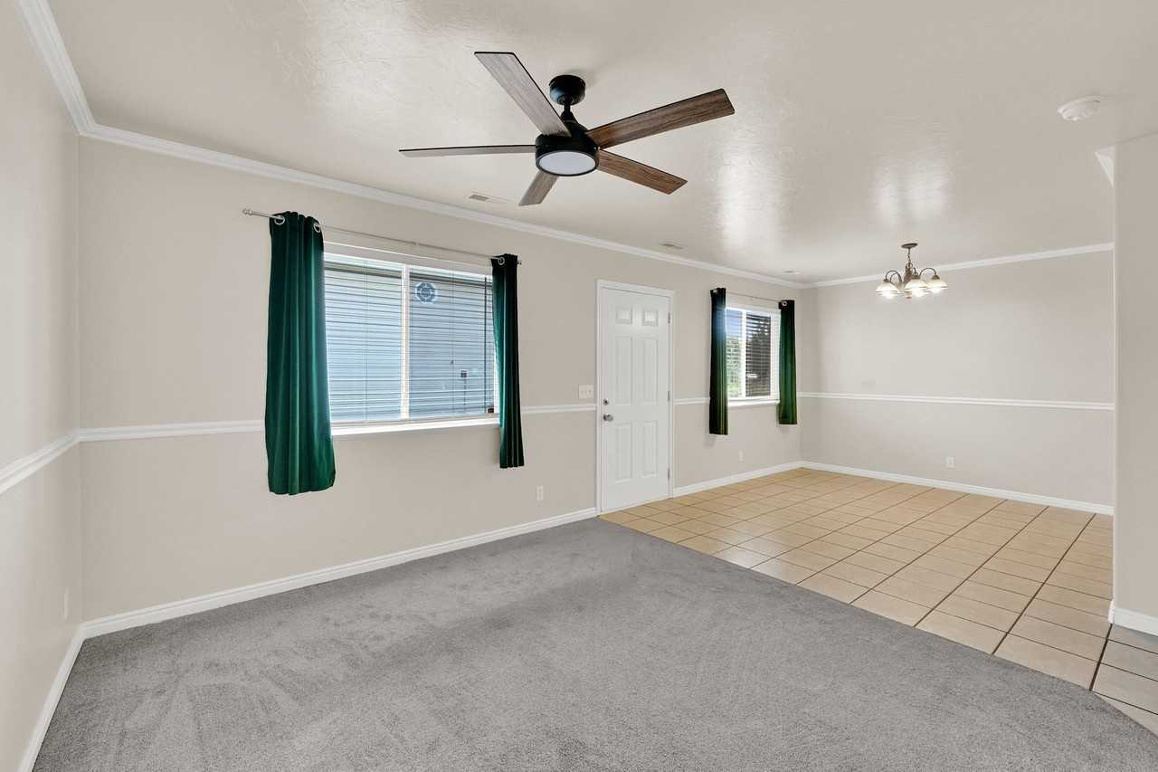 3117 Van Buren Ave - Photo 7 of 20