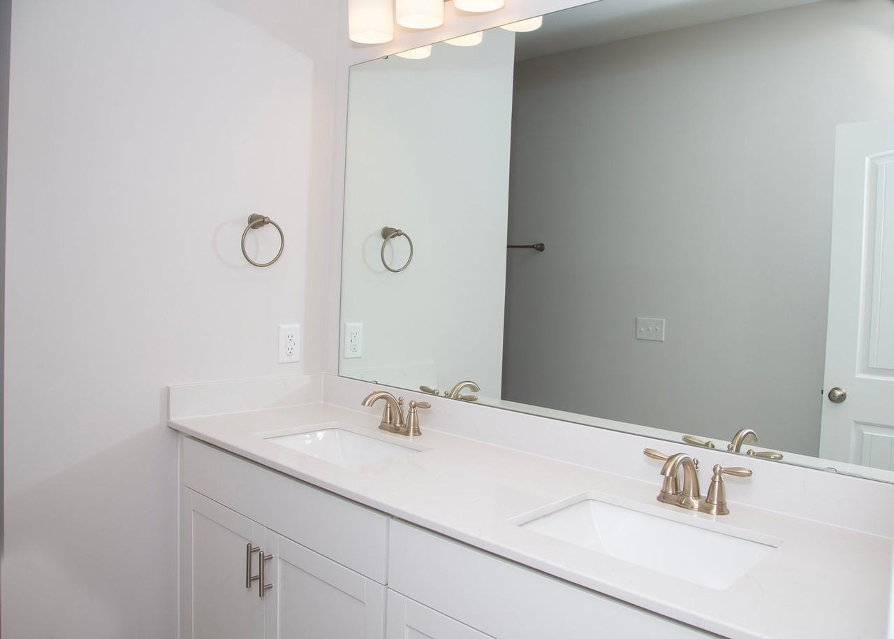225 Cline Way - Photo 6 of 17