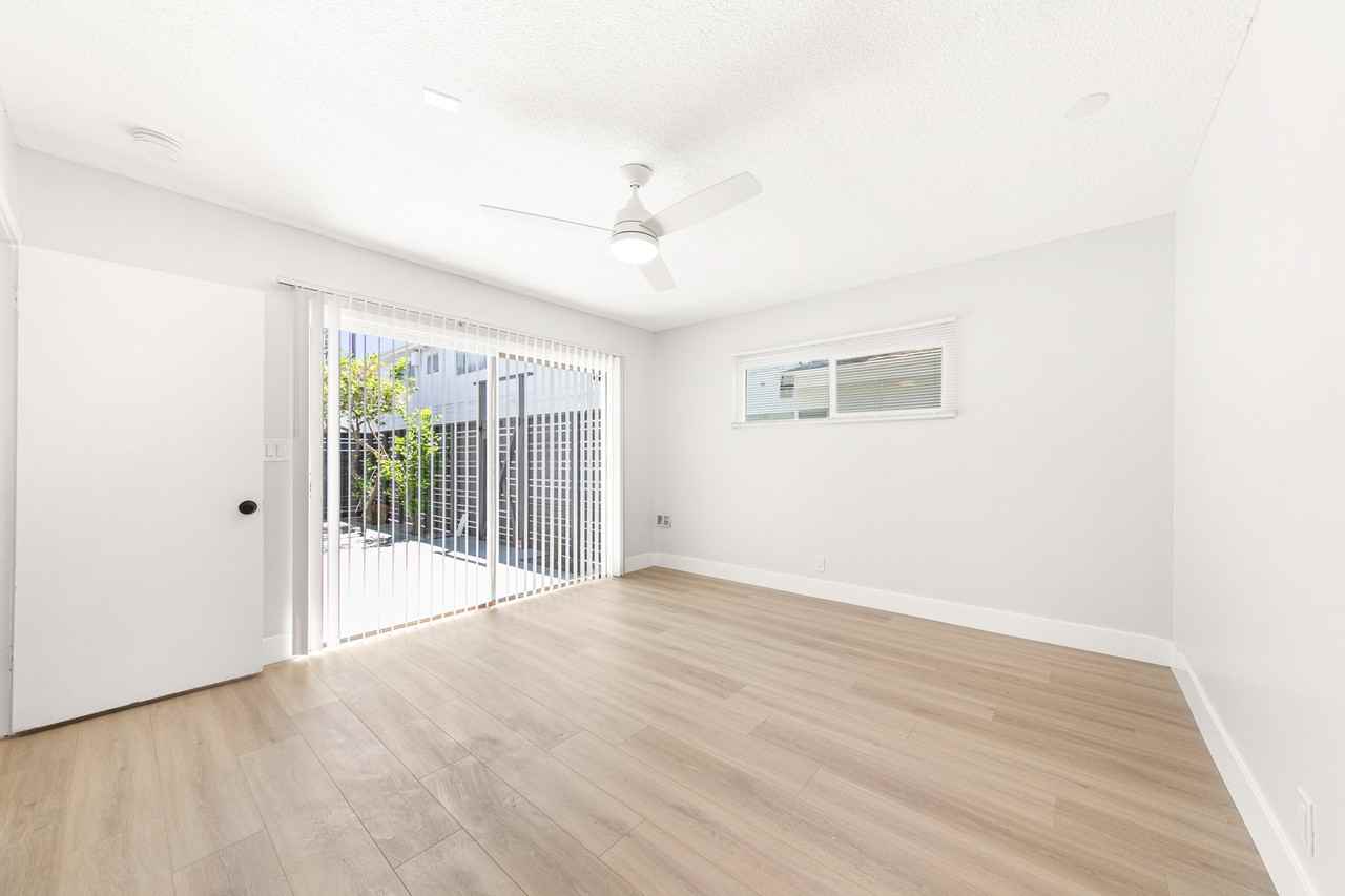 11126 Crenshaw Blvd #1 - Photo 5 of 20