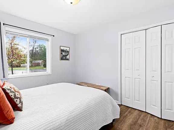 24 Dalles Ave - Photo 2 of 13