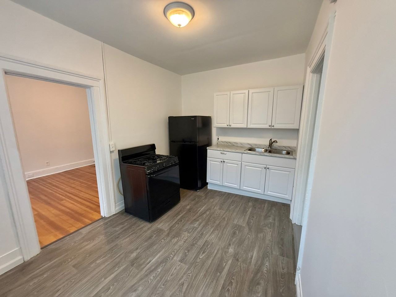 10 Wards Ln #8 - Photo 3 of 12