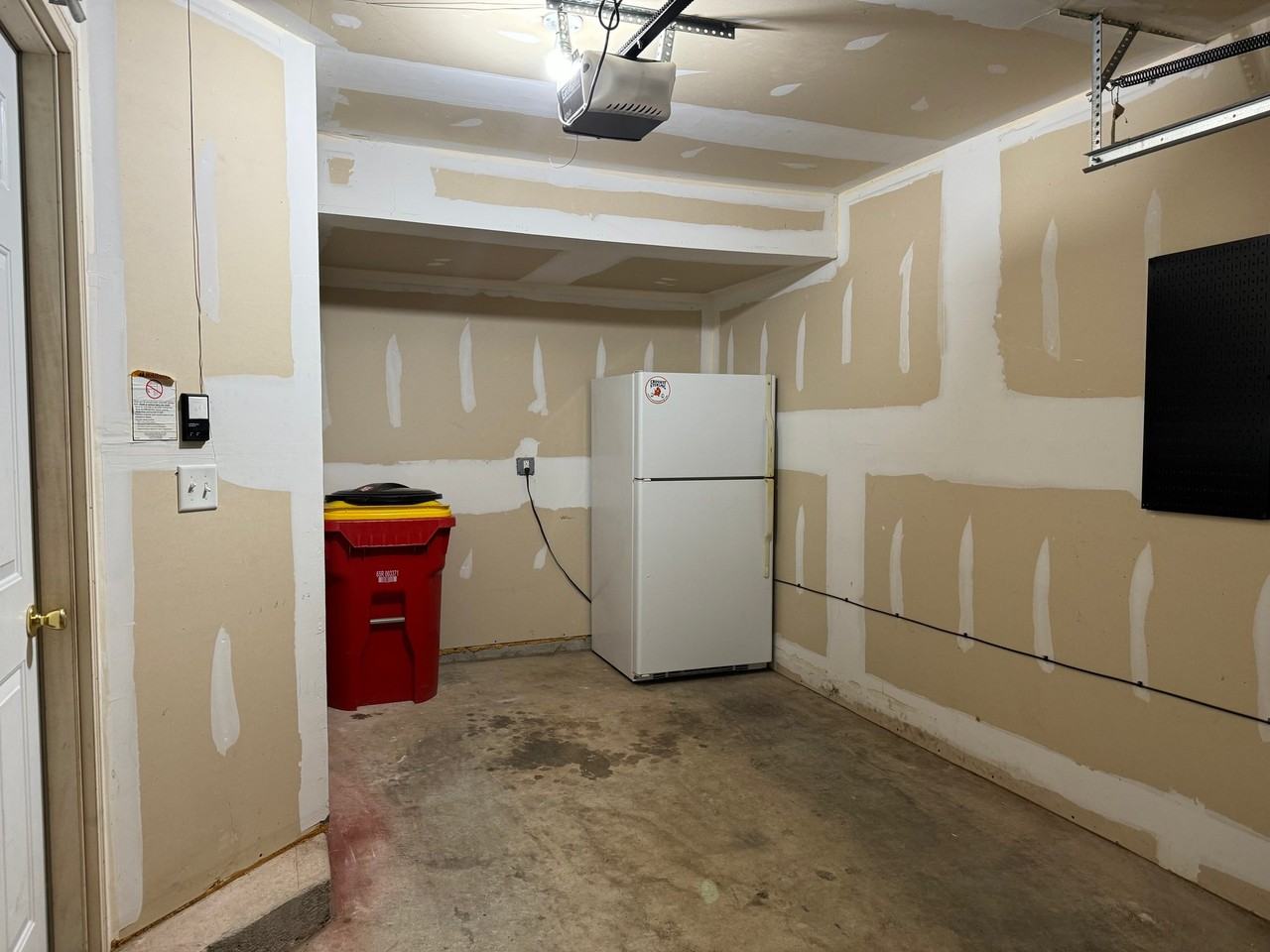 15 Lombard Ln - Photo 3 of 32