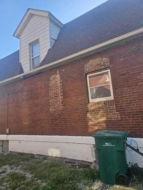 2636 Market St - Photo 3 of 9