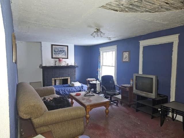 219 Eastern Ave - Photo 3 of 14