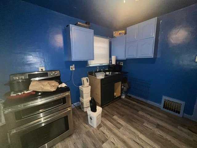 1640 N 50th St - Photo 7 of 15