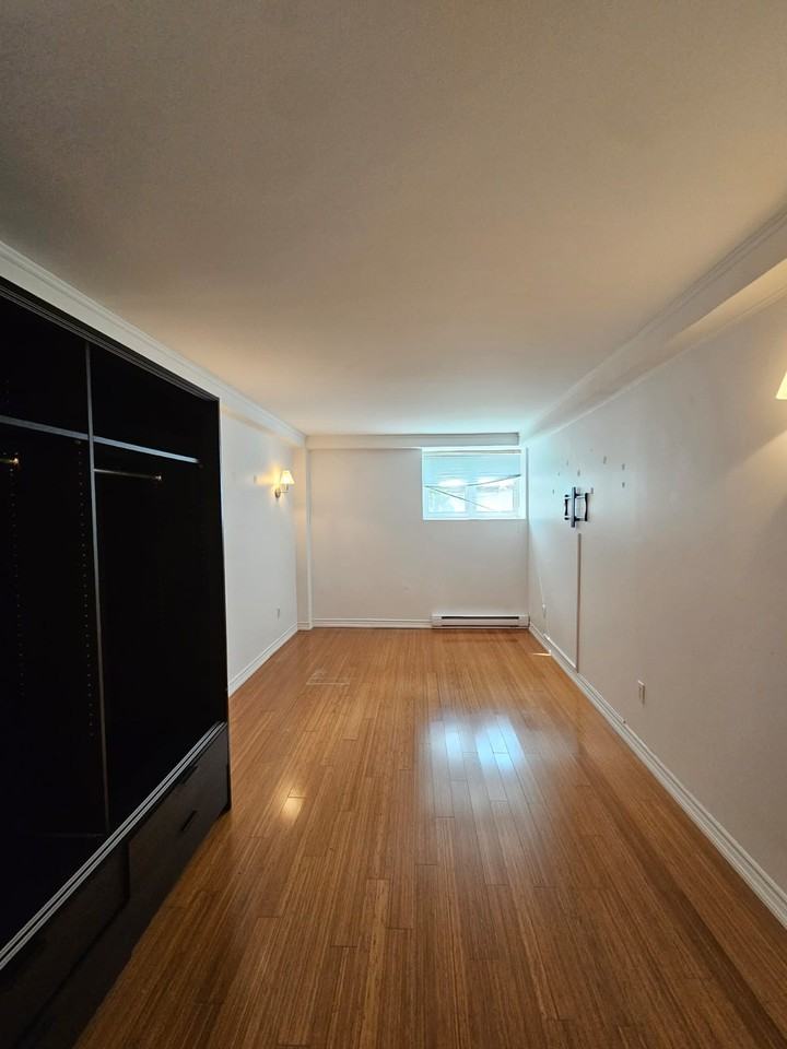 805 Avenue McEachran - Photo 4 of 11