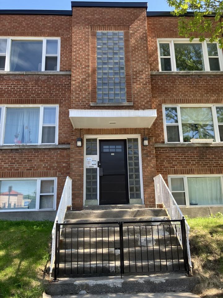Besserer Street Apartments - Photo 2 of 47