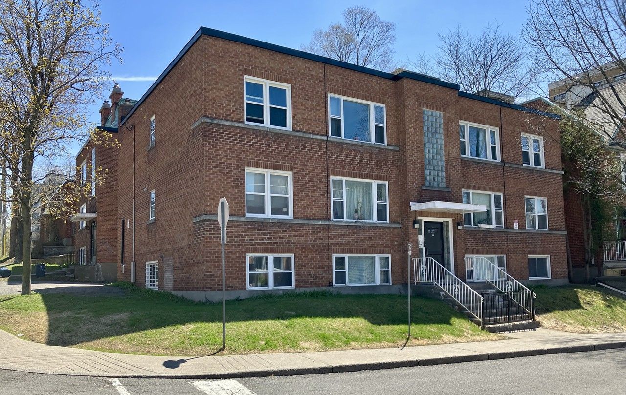 Besserer Street Apartments - Photo 3 of 47