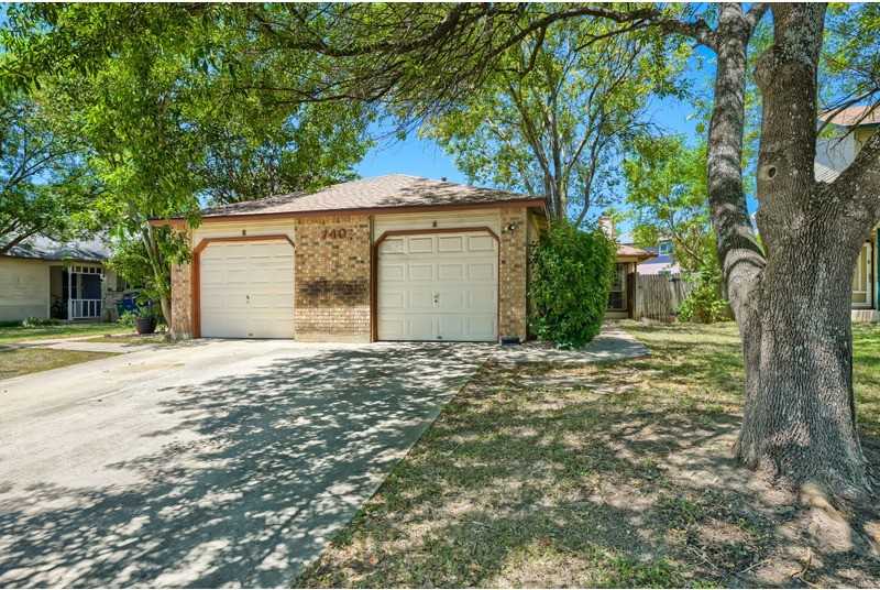 740 Simonetti Dr #A - Photo 2 of 17