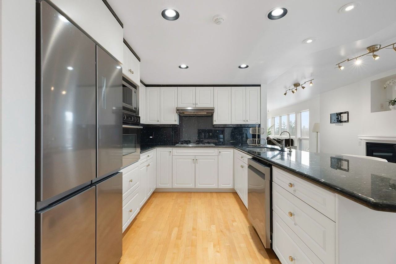 838 - 838 2 Avenue Southwest - Photo 5 of 45