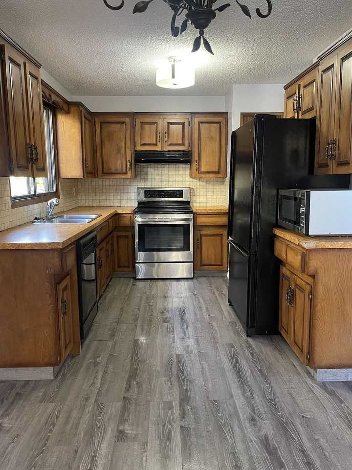 87 Glengrove Close Sw - Photo 2 of 18
