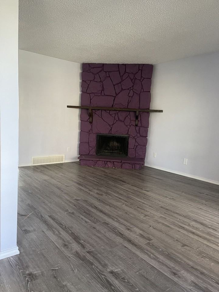 87 Glengrove Close Sw - Photo 3 of 18