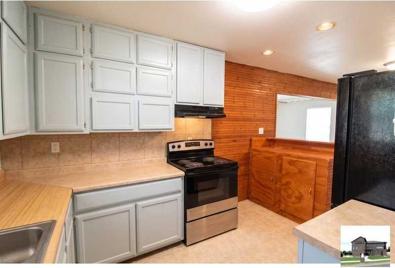 709 S 11th St - Photo 6 of 13