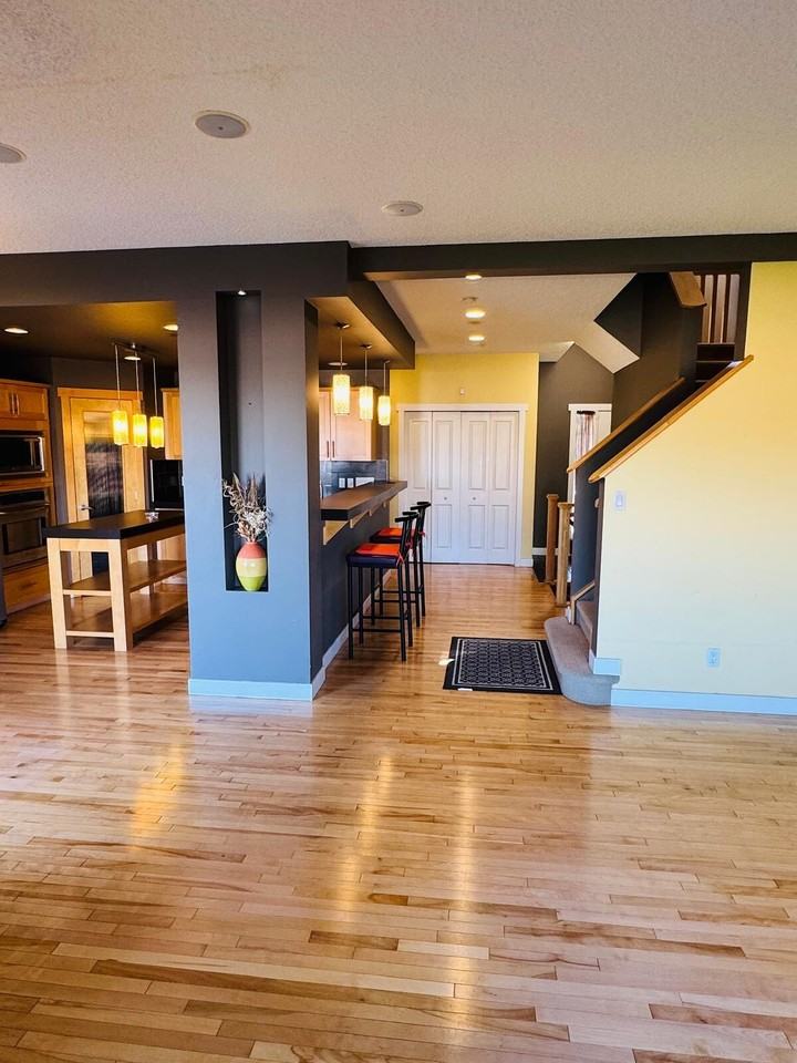 117 Saddlecrest Way Ne - Photo 5 of 35