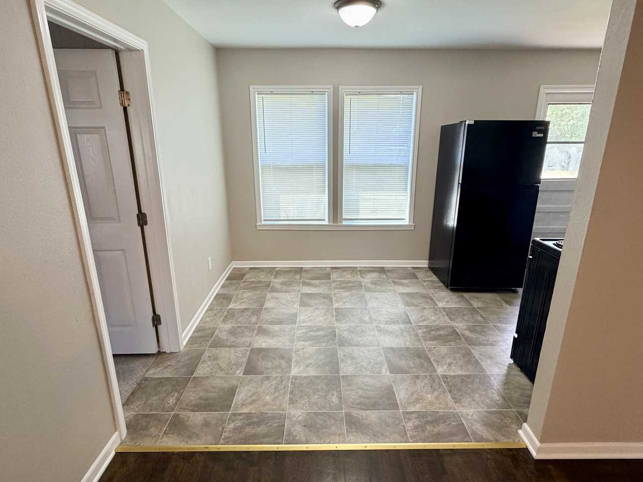 1606 Milam Dr #NA - Photo 3 of 9