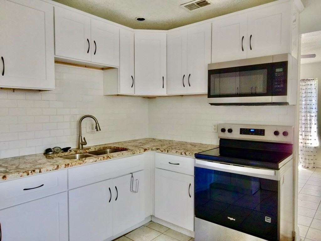 1214 10th St #NA - Photo 5 of 9