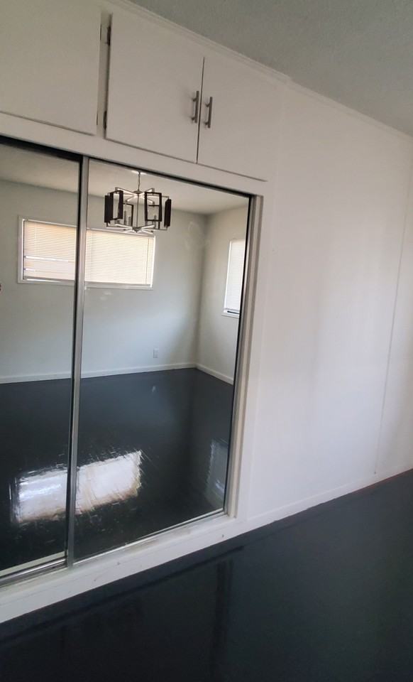 431 E Michelle St #NA - Photo 5 of 21