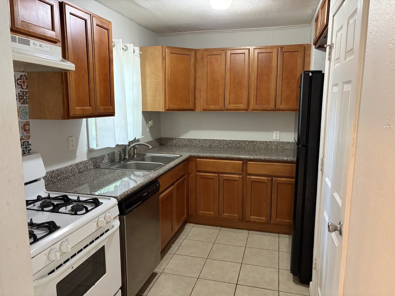 13 Linda Ln #NA - Photo 3 of 13
