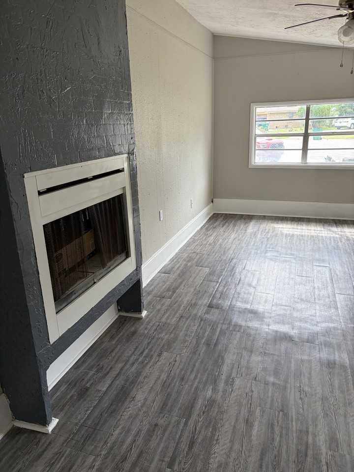 114 Arthur Ct #NA - Photo 5 of 17