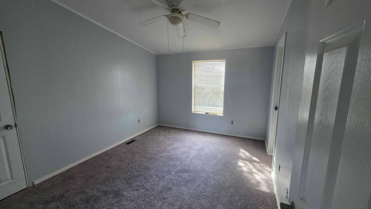 1006 S 345th Dr #NA - Photo 2 of 14
