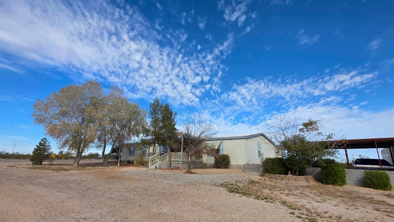 1006 S 345th Dr #NA - Photo 5 of 14