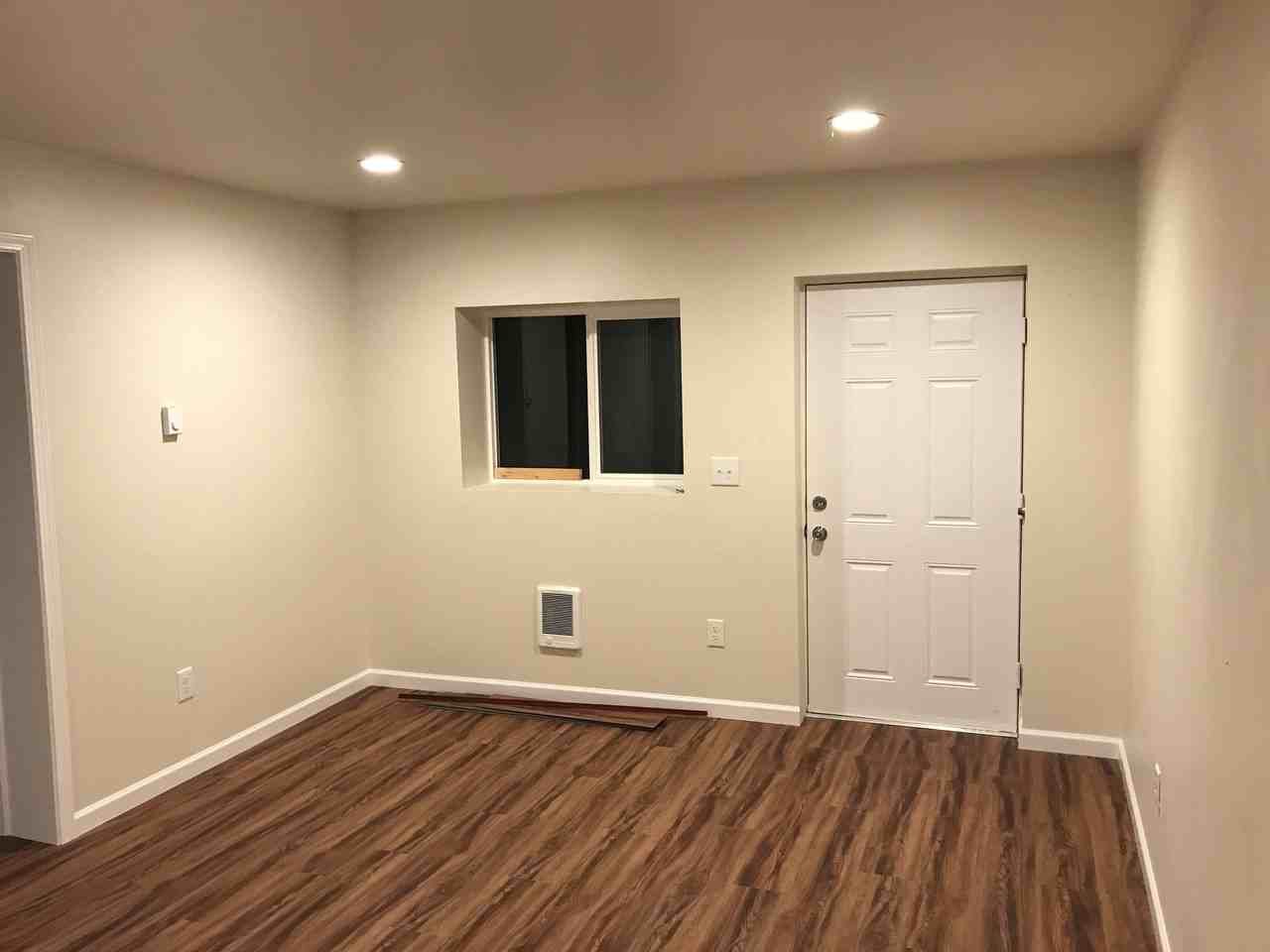 1226 Taylor Ave N #9