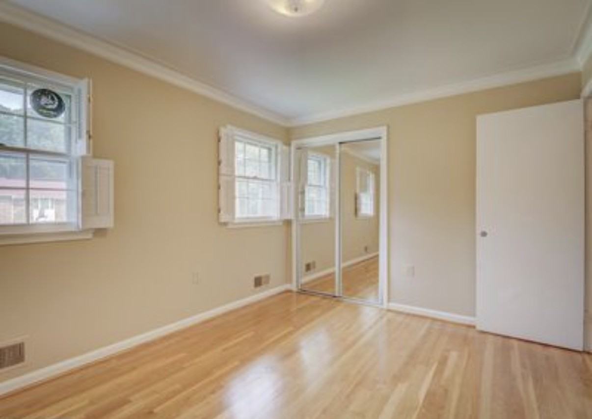 5103 Colebrook Pl #NA - Photo 5 of 18