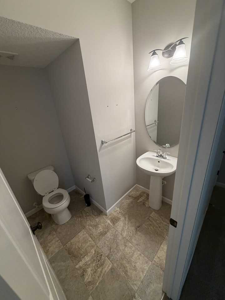 5158 95th Ln N - Photo 3 of 25