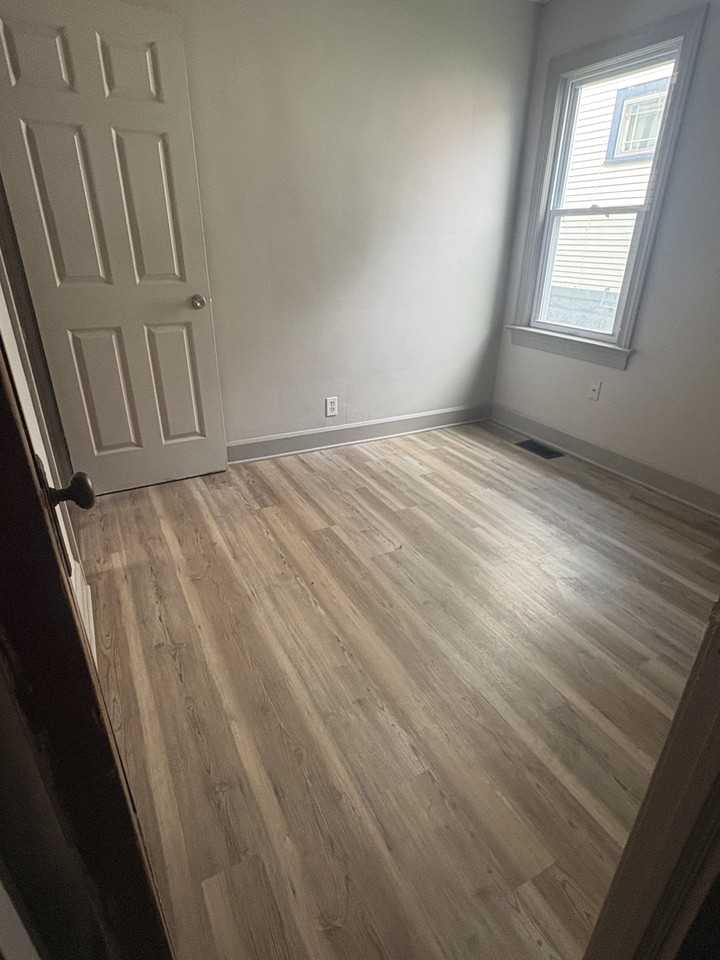 1202 Walden Ave #1 - Photo 6 of 10