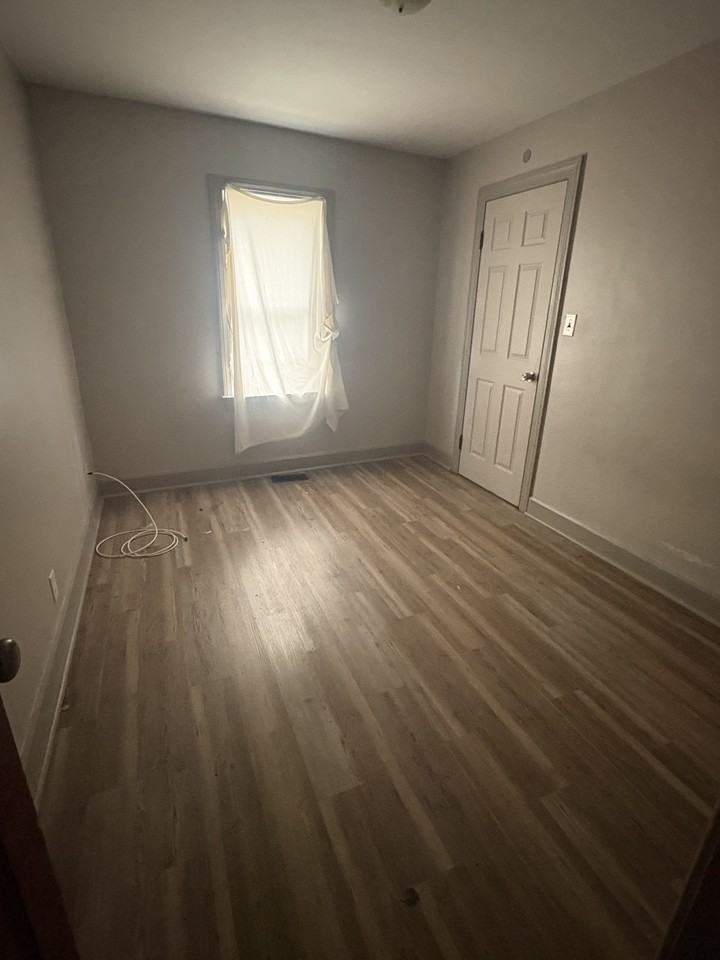 1202 Walden Ave #1 - Photo 7 of 10