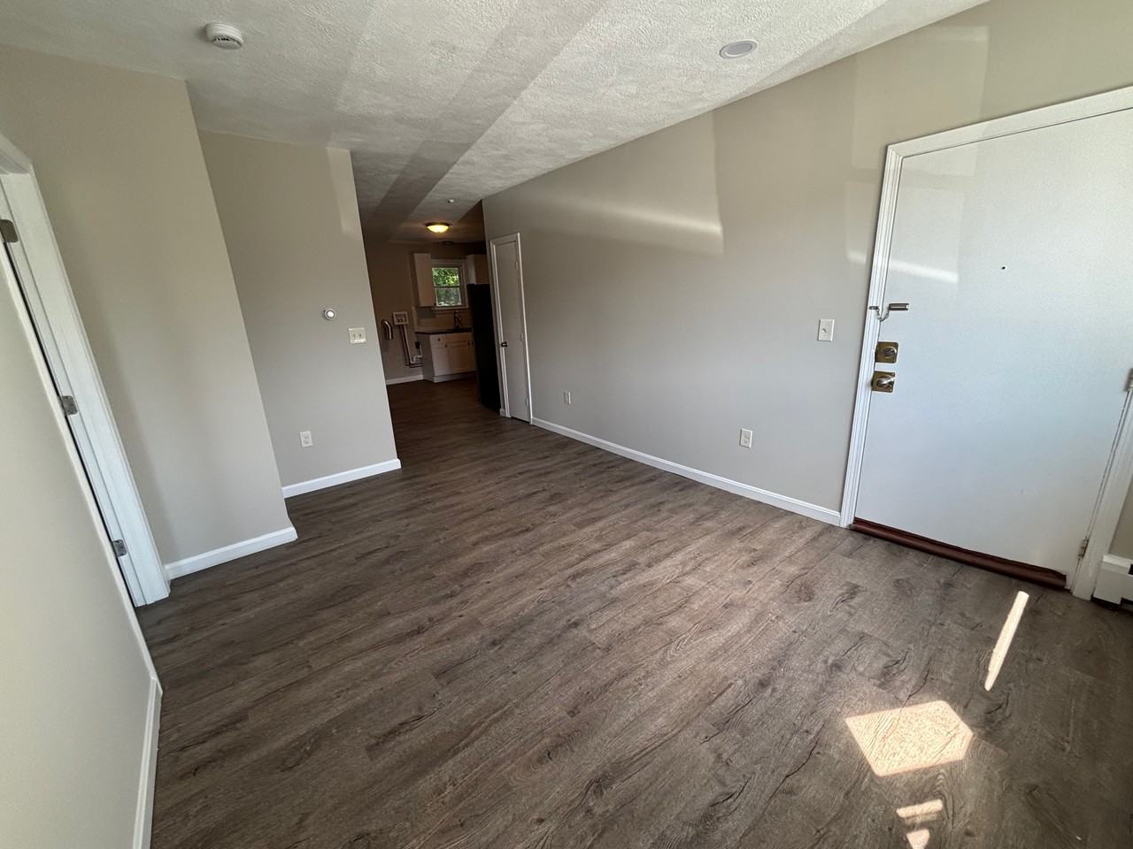 6 Mill St #3 - Photo 4 of 8