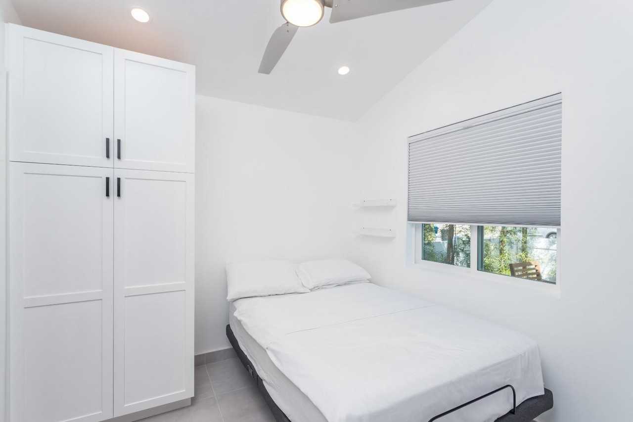 6543 Van Nuys Blvd #NA - Photo 5 of 38