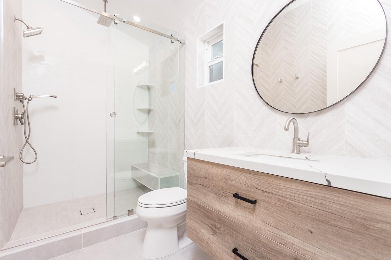 6543 Van Nuys Blvd #NA - Photo 7 of 38